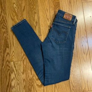 Levi’s 711 Mid-Rise Skinny Jeans